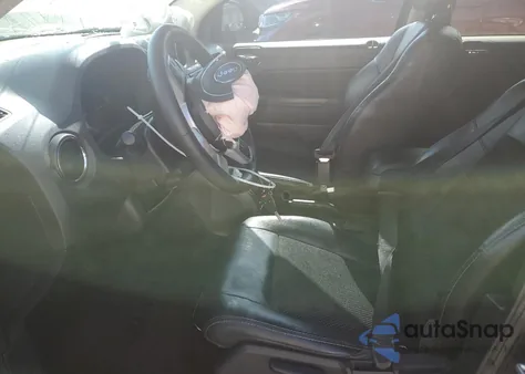 2016 Jeep Compass Sport z USA, uszkodzony, nr VIN 1C4NJCBA4GD703209